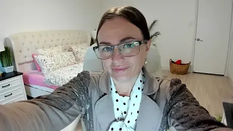 Vika73 webcam model stream image