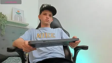 sebastamayo_ webcam model stream image