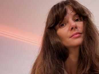 LilyRoselyn webcam livejasmin model stream image