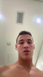 LeoDelvey_ webcam model stream image