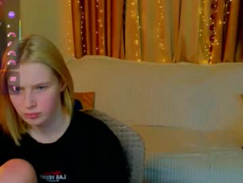 babees_eva webcam model stream image