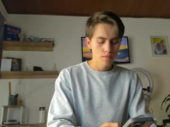 manucute_23_ webcam model stream image