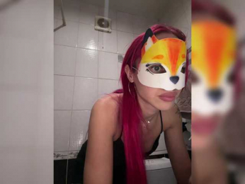 RedHair13 webcam model stream image