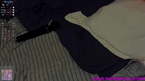 Hollara_Bangg webcam model stream image