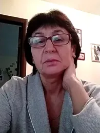 AlbinaXPretty webcam model stream image