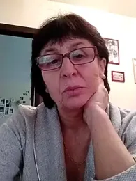 AlbinaXPretty webcam model stream image