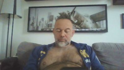 bear70s webcam model stream image