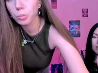 kamila-shine webcam model stream image