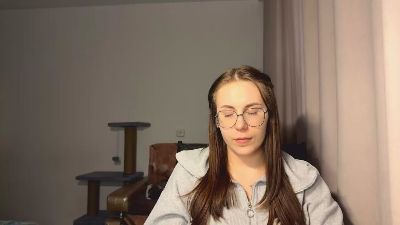 EunLacoste webcam model stream image