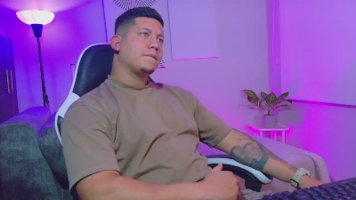 _robertobaggio webcam cam4 model stream image