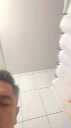 SBMhoT webcam model stream image