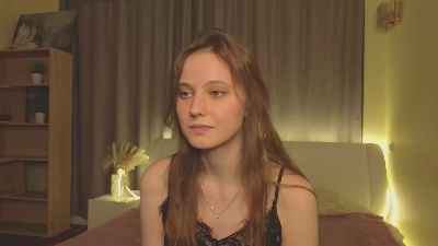 LynneRencher webcam model stream image