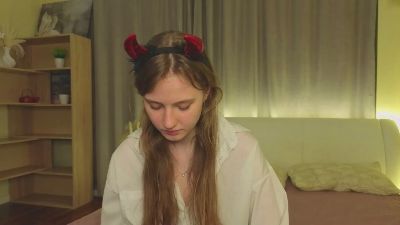 LynneRencher webcam model stream image