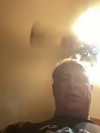 hintly webcam model stream image