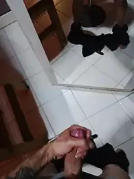 HeverlonPrivate webcam model stream image