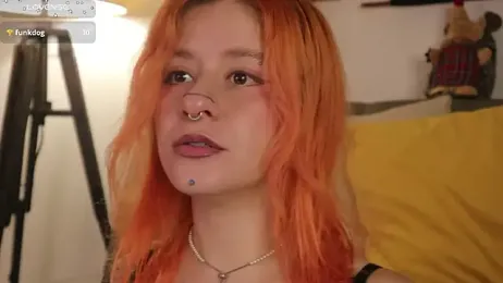 Daarlene webcam model stream image