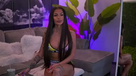 RaquelleVon webcam model stream image