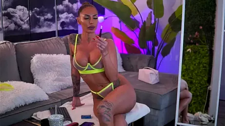 RaquelleVon webcam model stream image