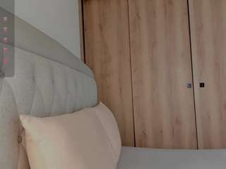 lauracriistina webcam model stream image