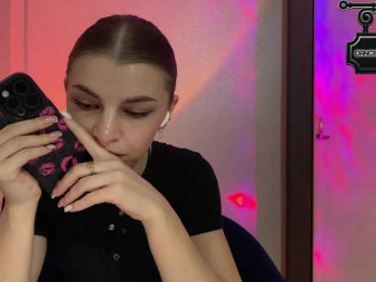 LIIIZ_NIKA webcam bongacams model stream image