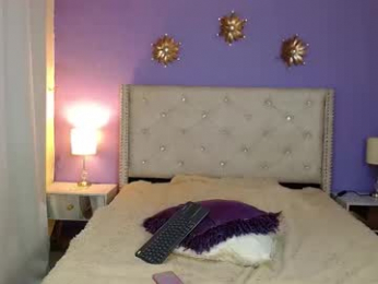 kim_and_mia webcam model stream image