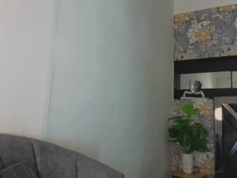 hinata_itachi webcam model stream image