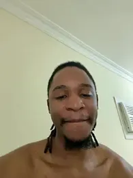 finefinance webcam model stream image