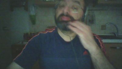 Hugos31 webcam cam4 model stream image