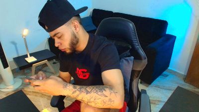 xanderstone00 webcam model stream image