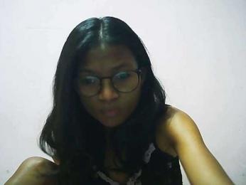 Yalane webcam model stream image