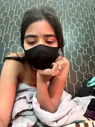 Sexykhushi041 webcam model stream image