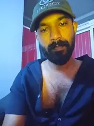 Mallukiran webcam model stream image