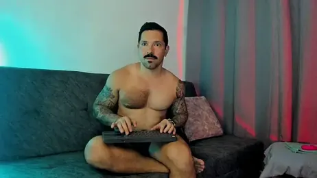 FreeLoveCouple webcam model stream image