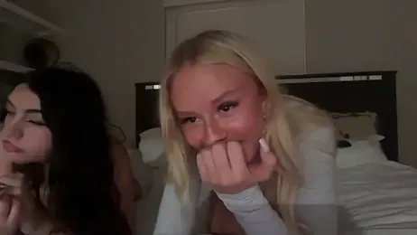 kenziesmithh webcam stripchat model stream image