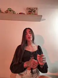 valeriahornier webcam model stream image