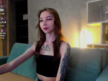 Ellen-Hops webcam model stream image