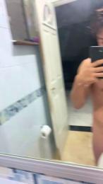 CarlPN19 webcam model stream image