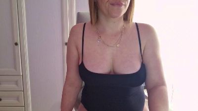 Eli24love webcam cam4 model stream image