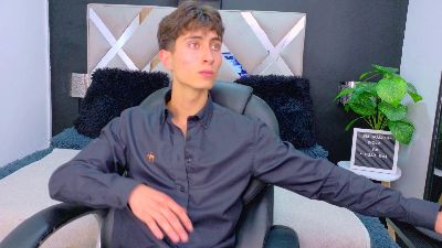 Ithan_Skin webcam model stream image