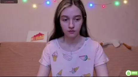 Ksuhesa webcam model stream image