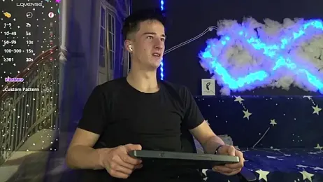 SirReed webcam stripchat model stream image