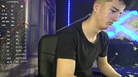 SirReed webcam stripchat model stream image