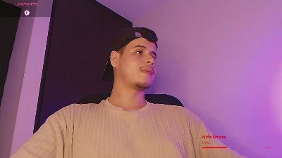 matt_reinold1 webcam model stream image