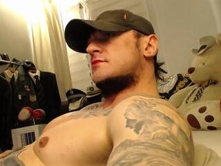 Bret Ballard webcam flirt4free model stream image