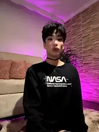 sue___0 webcam stripchat model stream image