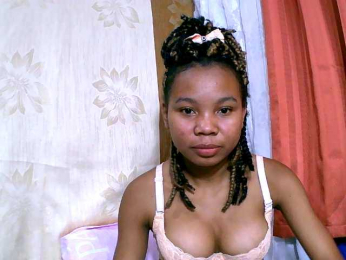 Maarcelinahh webcam model stream image