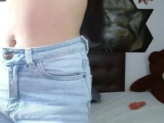 antonella-cutee webcam model stream image