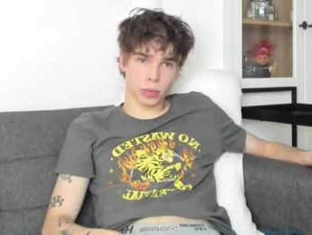 yen2025 webcam model stream image