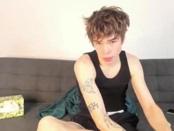 yen2025 webcam chaturbate model stream image