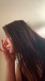 TastyCaroline93 webcam model stream image